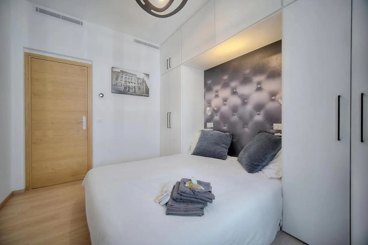 Superb Flat With 2 Bedrooms Near Palais Croisette 3P2 Cannes France