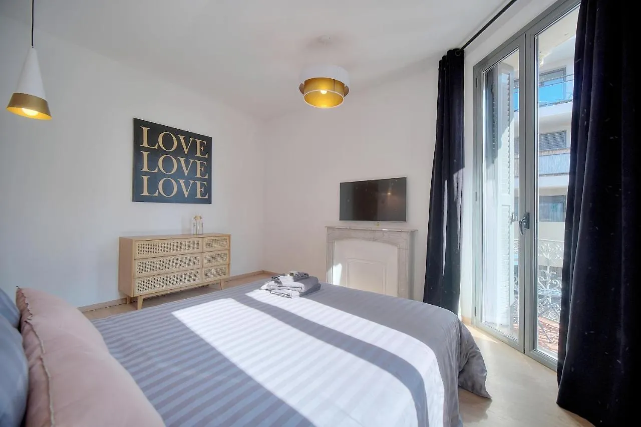 Superb Flat With 2 Bedrooms Near Palais Croisette 3P2 Cannes France